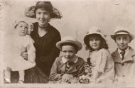 Eileen, Gladys, Sybil, Jim, Arthur. Cardiff, 1920/1