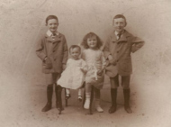 James, Eileen, Sybil, Arthur in 1920/1921